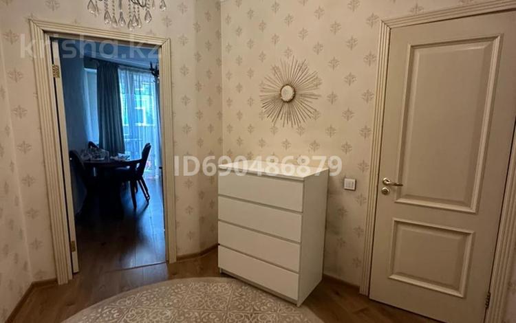 1-комнатная квартира, 57 м², 2/21 этаж, мкр Тастак-2, Толеби 286 — толе би