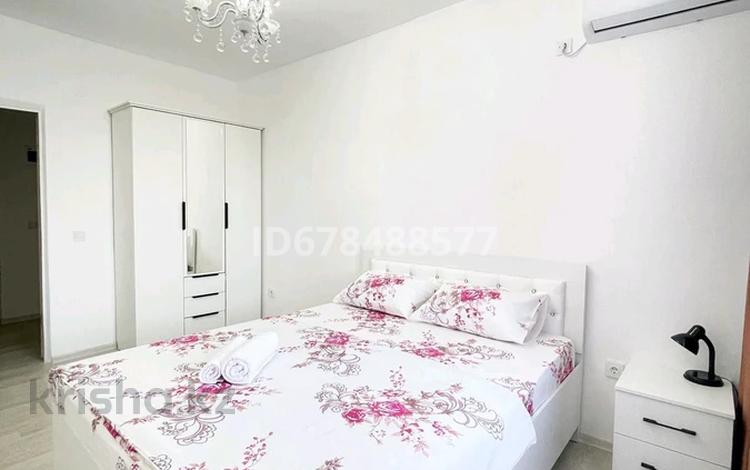 2-комнатная квартира · 75 м² · 3/10 этаж, Абая 26 — Томирис,Эмбамунайгаз, Уют, Валиханова, Валиханова, Центральный,Валиханова,Томирис,Драм театр,Азаттык,Канцева,Сырымдатова,Махамбета Утемсова,Рахат, Светлана,Лагуна,Филарморния Жанторина,Лазо,Дружба,Фок,Насиха за 14 000 ₸ в Атырау — фото 3