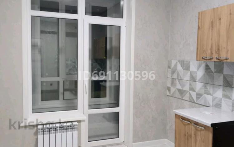 1-комнатная квартира, 40 м², 2/9 этаж помесячно, Есемберлина 20