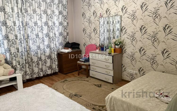 1-комнатная квартира · 40 м² · 6/9 этаж, мкр Тастак-2 87а — Ислам Каримов за 250 000 ₸ в Алматы, Алмалинский р-н — фото 2