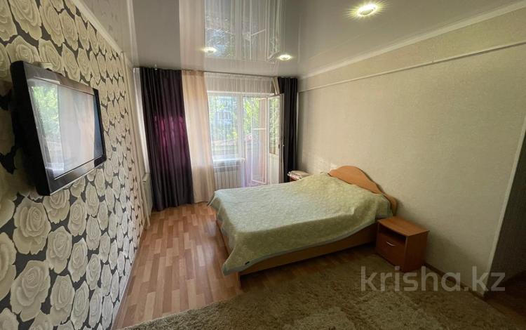 2-бөлмелі пәтер · 42 м² · 2/5 қабат, Казахстан 84, бағасы: 19.5 млн ₸ в Усть-Каменогорске — фото 2