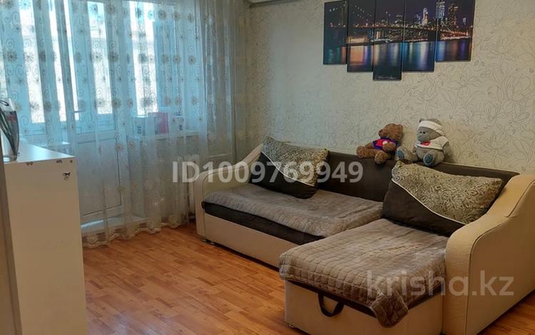 3-бөлмелі пәтер · 60 м² · 4/5 қабат, Едыге би 69, бағасы: 21 млн ₸ в Павлодаре — фото 2