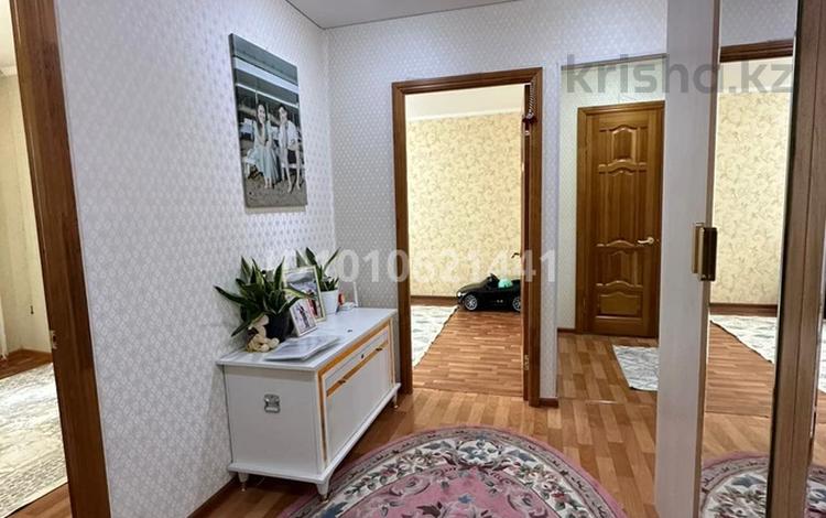3-комнатная квартира · 64 м² · 2/9 этаж, мкр Кунаева за 28 млн ₸ в Уральске — фото 2