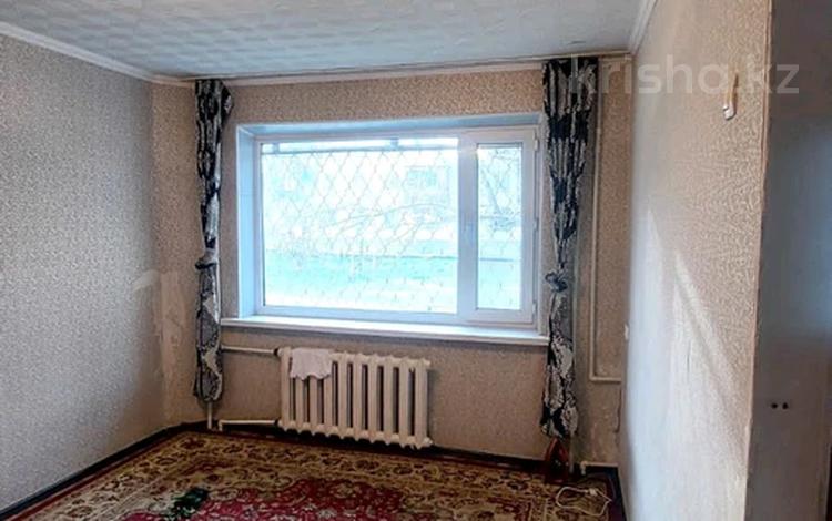 1-комнатная квартира, 32 м², 1/5 этаж, момышулы * за 4.8 млн 〒 в Темиртау — фото 2