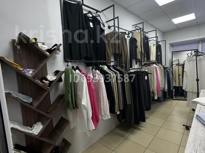 Магазины и бутики • 18 м² за 115 000 〒 в Павлодаре