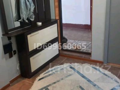 4-бөлмелі пәтер · 75 м², Тажибаева 23 — Городского парка, бағасы: 150 000 〒 в 