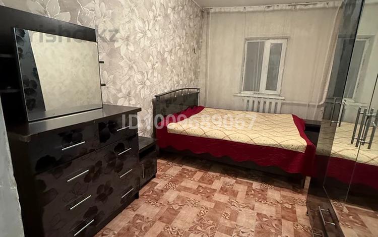 Отдельный дом · 3 комнаты · 90 м² · 4 сот., Фрунзе — 16 школа, авицена за 120 000 ₸ в Семее — фото 3