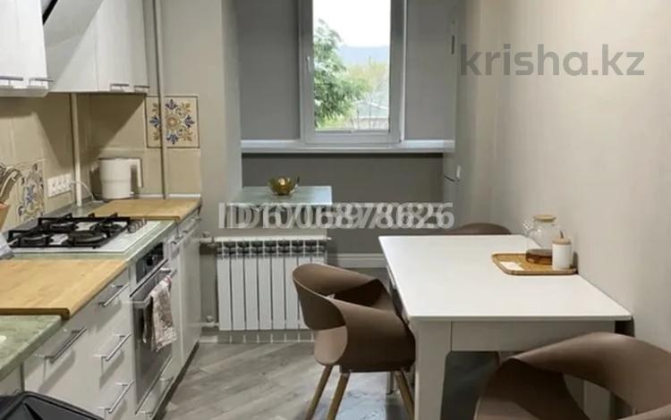 2-комнатная квартира · 53.4 м² · 3/4 этаж, мкр Горный Гигант 224 за 60 млн 〒 в Алматы, Медеуский р-н — фото 2