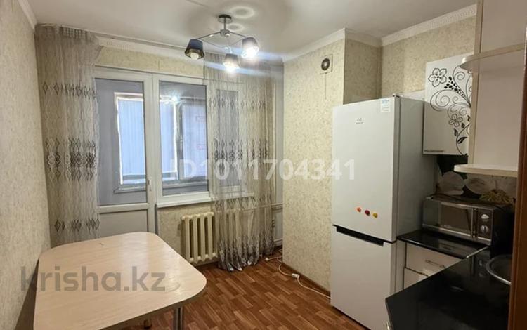 2-бөлмелі пәтер · 52 м² · 4/5 қабат, Балабанова 43, бағасы: 150 000 〒 в Талдыкоргане, мкр Болашак — фото 2