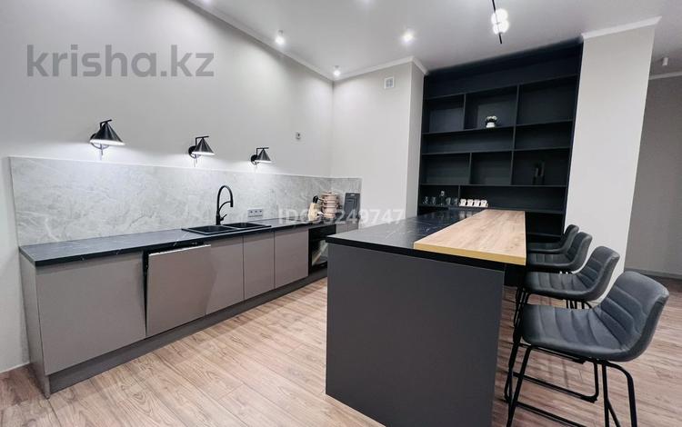 3-комнатная квартира · 115 м² · 4/7 этаж, Жамакаева 254/2 за 850 000 ₸ в Алматы, Медеуский р-н — фото 16