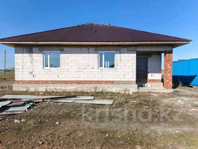 Отдельный дом · 3 комнаты · 110 м² · 10 сот., Дружбы 64 за 8 млн ₸ в Семеновке