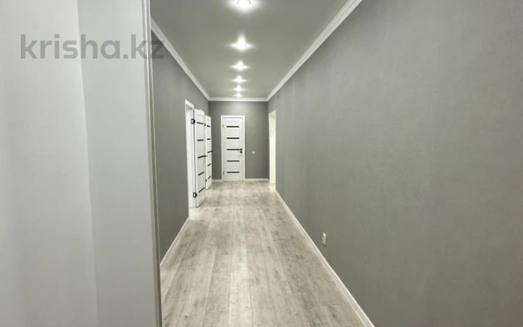 3-комнатная квартира, 91 м², 2/9 этаж помесячно, мкр. Алтын орда 350