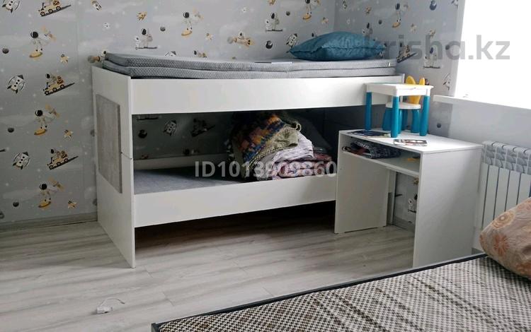 Отдельный дом · 4 комнаты · 120 м² · 12.8 сот., Достык, Оркен 53 — Бурынгы ртс ауыл за 18 млн ₸ в Западно-Казахстанской обл. — фото 2