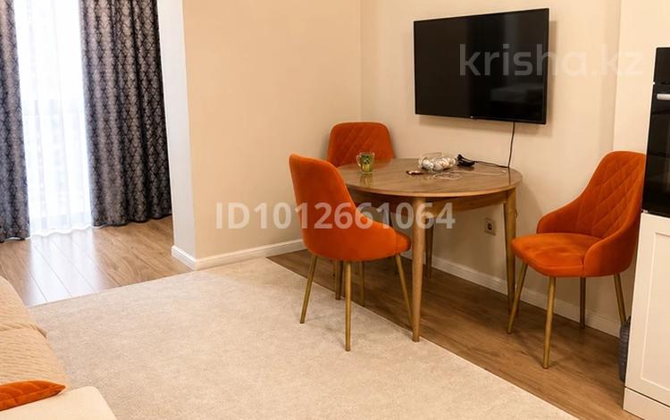 2-бөлмелі пәтер · 60 м² · 4/7 қабат, Микрорайон 4 61/1, бағасы: 20 000 ₸ в Конаеве — фото 10