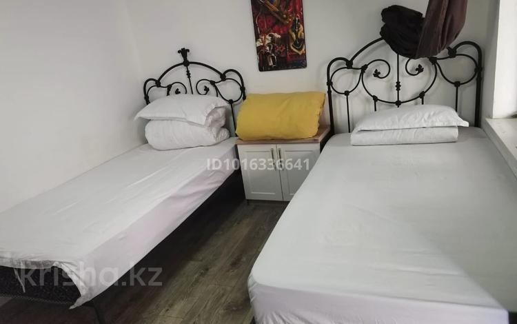 2 бөлме · 30 м², Заря Востока ш/а. 27, бағасы: 3 000 ₸ в Алматы, Алатауский р-н — фото 2