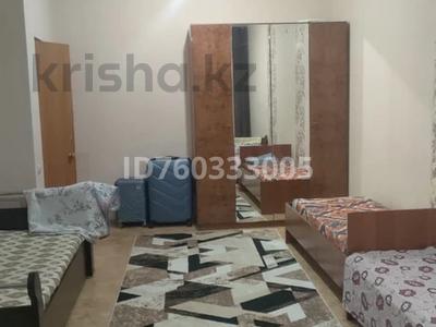 3 комнаты · 100 м² · 1 этаж, Ақмешіт 11 — Керей-Жанібек хандар за 45 000 ₸ в Астане, Есильский р-н