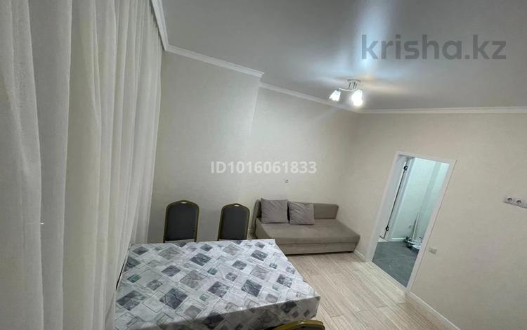 1-комнатная квартира · 45 м² · 6/9 этаж, E-669 13 за 250 000 ₸ в Астане, Есильский р-н — фото 2