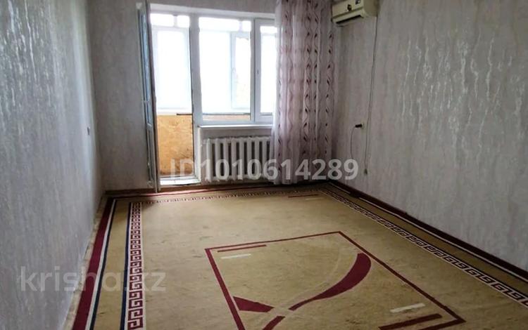 2-комнатная квартира · 45 м² · 5/5 этаж, Ә.Кердери — Ост.Диана,маг.Урал,маг Штор за 12 млн ₸ в Уральске, мкр Школьник — фото 2