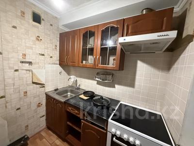 4-бөлмелі пәтер · 64 м² · 2/5 қабат, Майкудук, 15й микрорайон 14, бағасы: 12.5 млн 〒 в Караганде, Алихана Бокейханова р-н