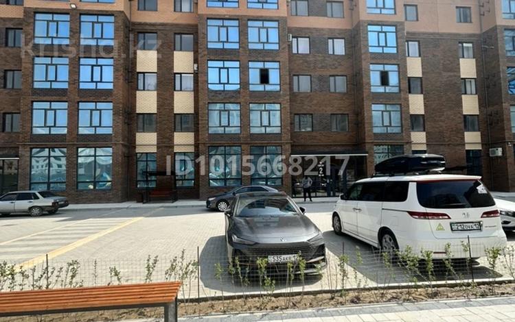1-бөлмелі пәтер · 56 м² · 5/8 қабат, 41-й мкр 5, бағасы: 25 млн ₸ в Актау — фото 2