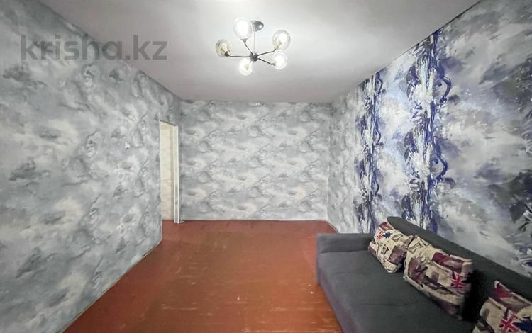2-бөлмелі пәтер · 43 м² · 2/5 қабат, мкр.Самал 12а, бағасы: 15 млн ₸ в Талдыкоргане, мкр Самал — фото 3