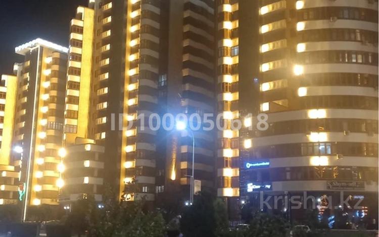 2-комнатная квартира · 100 м² · 4/15 этаж, Кунаева 39 за 250 000 〒 в Шымкенте, Аль-Фарабийский р-н — фото 11