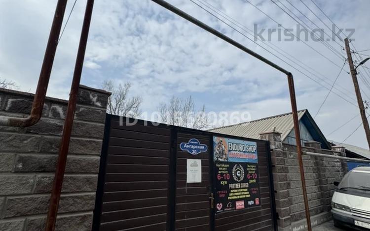 Отдельный дом · 4 комнаты · 100 м² · 10 сот., мкр Кокмайса (Дорожник), Ангарская за 180 млн ₸ в Алматы, Жетысуский р-н — фото 2