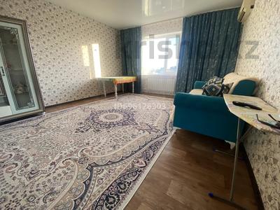 1-комнатная квартира · 50 м² · 5/5 этаж, мкр Женис 27 за 120 000 ₸ в Уральске