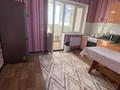 1-комнатная квартира · 50 м² · 5/5 этаж, мкр Женис 27 за 120 000 ₸ в Уральске — фото 2
