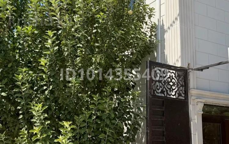 2-комнатная квартира · 55 м² · 2/2 этаж, мкр Северо-Запад, Ушкиян — Көркем тойханасы артында, 3 ші көше қиылысы за 170 000 ₸ в Шымкенте, Абайский р-н — фото 2