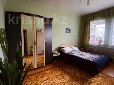 3-комнатная квартира, 72 м², 2/2 этаж, Окжетпес 154 за 10.5 млн 〒 в Щучинске