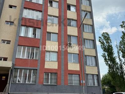 Продажа квартир в Алматы: 2-комнатная квартира · 57.2 м² · 3/6 этаж, мкр Самгау, Ырысты 46/13 — Рыскулова/Петрова за 33.9 млн 〒 2-комнатная квартира · 57.2 м² · 3/6 этаж, мкр Самгау, Ырысты 46/13 — Рыскулова/Петрова за 33.9 млн 〒 в Алматы, Алатауский р-н