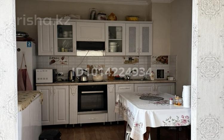 2-комнатная квартира · 65 м² · 8/10 этаж, Кордай 81 за 35 млн ₸ в Астане, р-н Байконур — фото 2
