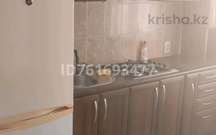 3-бөлмелі пәтер · 85 м² · 5/9 қабат, Батыр баяна 32 — Пирамида ТД, бағасы: 170 000 ₸ в Петропавловске — фото 2
