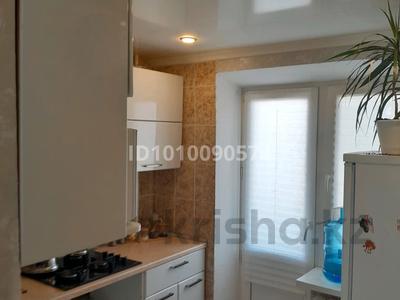 3-комнатная квартира · 64 м² · 2/5 этаж, мкр СМП 136 4 за 19.7 млн 〒 в Атырау