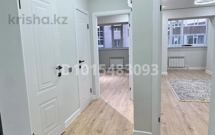 1-бөлмелі пәтер · 42.5 м² · 4/5 қабат, 12 ш/а., Бактыбай батыр 96А, бағасы: 17.2 млн ₸ в Актобе, мкр 12 — фото 2