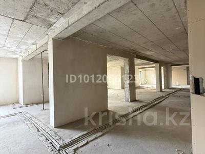 8-бөлмелі пәтер · 390 м² · 4/6 қабат, Рахмадиева 12, бағасы: 215 млн ₸ в Алматы, Бостандыкский р-н