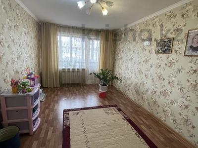 3-комнатная квартира, 62 м², 2/5 этаж, Сутюшева 51 за 21 млн 〒 в Петропавловске