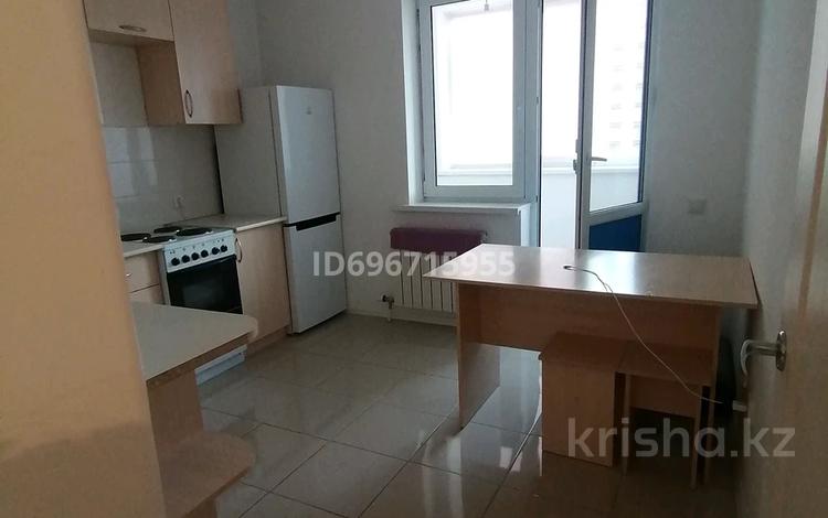 1-комнатная квартира · 39.2 м² · 8/14 этаж, Кайыма Мухамедханова 17 за 200 000 ₸ в Астане, Есильский р-н — фото 2