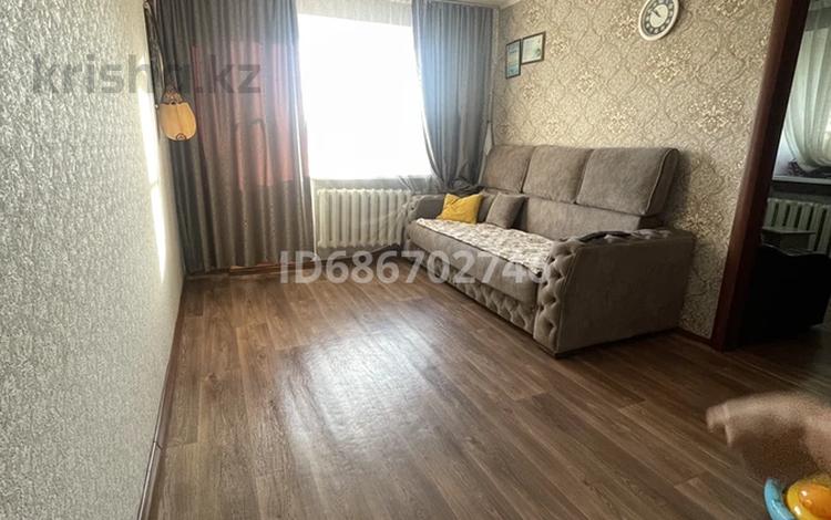 3-бөлмелі пәтер · 56 м² · 2/5 қабат, Абая 17, бағасы: 15 млн ₸ в Сарани — фото 2