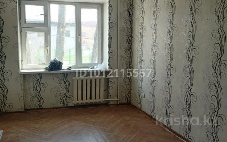 1-бөлмелі пәтер · 18 м² · 2/5 қабат, Абая 18, бағасы: 6 млн ₸ в  — фото 2