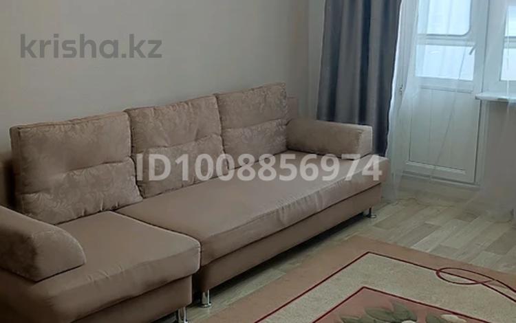 2-комнатная квартира · 49 м² · 6/9 этаж, Пермитина 15/1 за 170 000 〒 в Усть-Каменогорске — фото 2