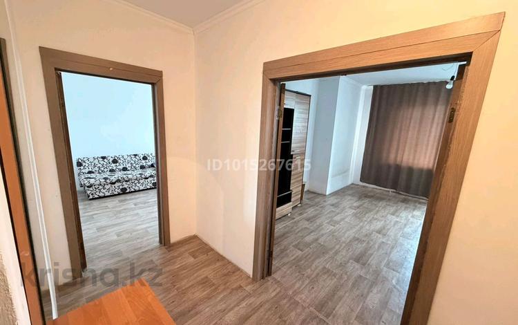 2-комнатная квартира · 55 м² · 5/7 этаж, Пруды 5 за 180 000 ₸ в Караганде, Алихана Бокейханова р-н — фото 2