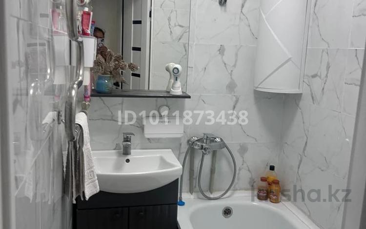 3-комнатная квартира · 67 м² · 4/5 этаж, мкр Мынбулак 57 за 27 млн ₸ в Таразе — фото 2