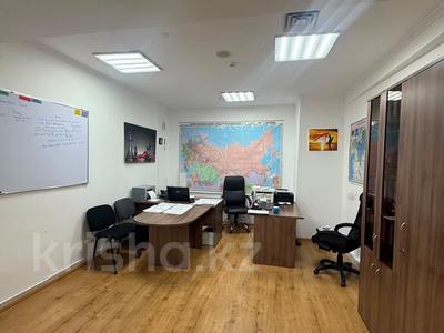 Свободное назначение, офисы, салоны красоты, медцентры и аптеки, образование · 240 м² за 168 млн ₸ в Астане, Есильский р-н