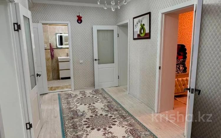 3-комнатная квартира · 86 м² · 7/7 этаж, мкр. Алтын орда за 33.6 млн ₸ в Актобе — фото 3