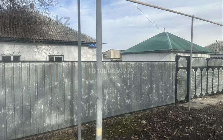 Жеке үй · 3 бөлме · 38 м² · 10 жүзд., Жангильдина 96 — Возле магазина Бастау, бағасы: 7 млн ₸ в Балпыке Би — фото 3