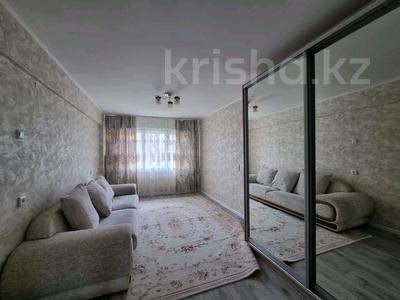 3-комнатная квартира, 60 м², 1/5 этаж, космическая 16 за 18.5 млн 〒 в Усть-Каменогорске
