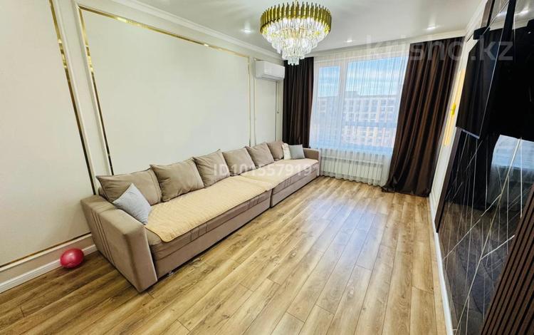 2-комнатная квартира · 59 м² · 8/9 этаж, Нажимеденова 31 за 39.9 млн ₸ в Астане, Сарайшык р-н — фото 3