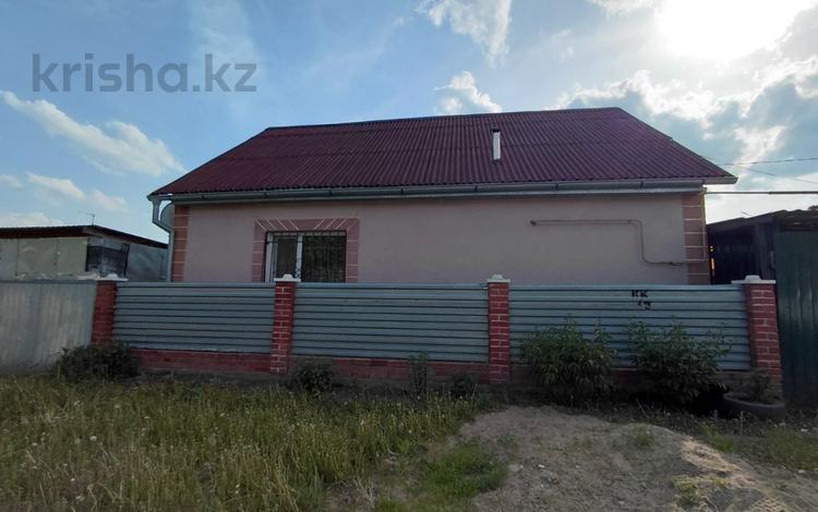 Отдельный дом · 3 комнаты · 62 м² · 1 сот., Зелёная 3 за 28 млн ₸ в  — фото 2
